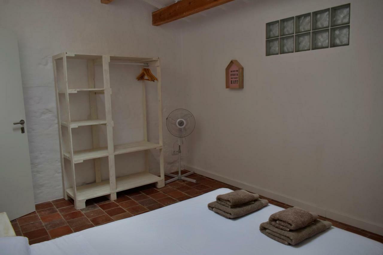 Refugi Biniati Vell Pansiyon Sant Lluis Dış mekan fotoğraf